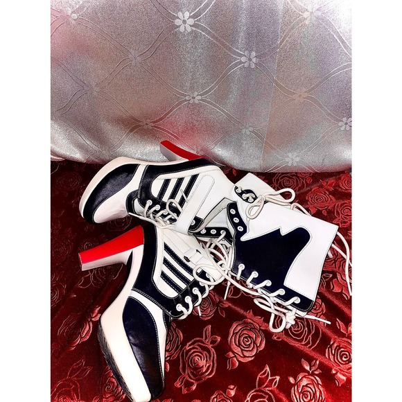 Long knee high tie/strap-up boot high heels - red & black size 7.5 - Picture 2 of 8